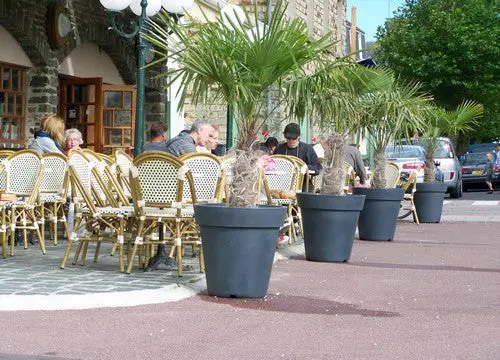Pot décoratif rond grand volume 110 à 1 500 L, PEHD rotomoulé, 21 coloris