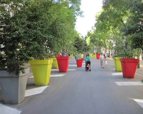Pot décoratif carré avec contre-bac 85 à 700 L, PEHD rotomoulé, 21 coloris