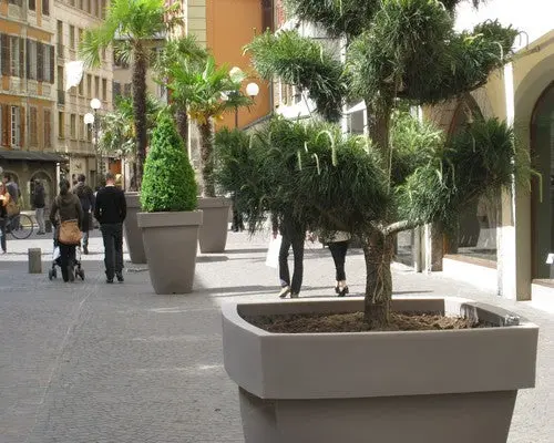 Pot décoratif carré avec contre-bac 85 à 700 L, PEHD rotomoulé, 21 coloris