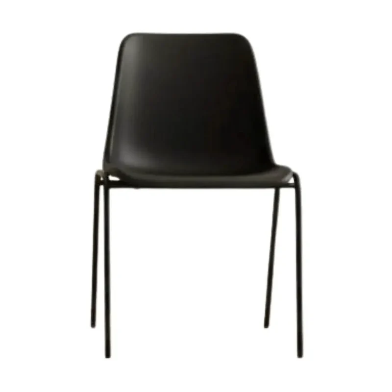 Chaise coque en plastique recyclé RSE