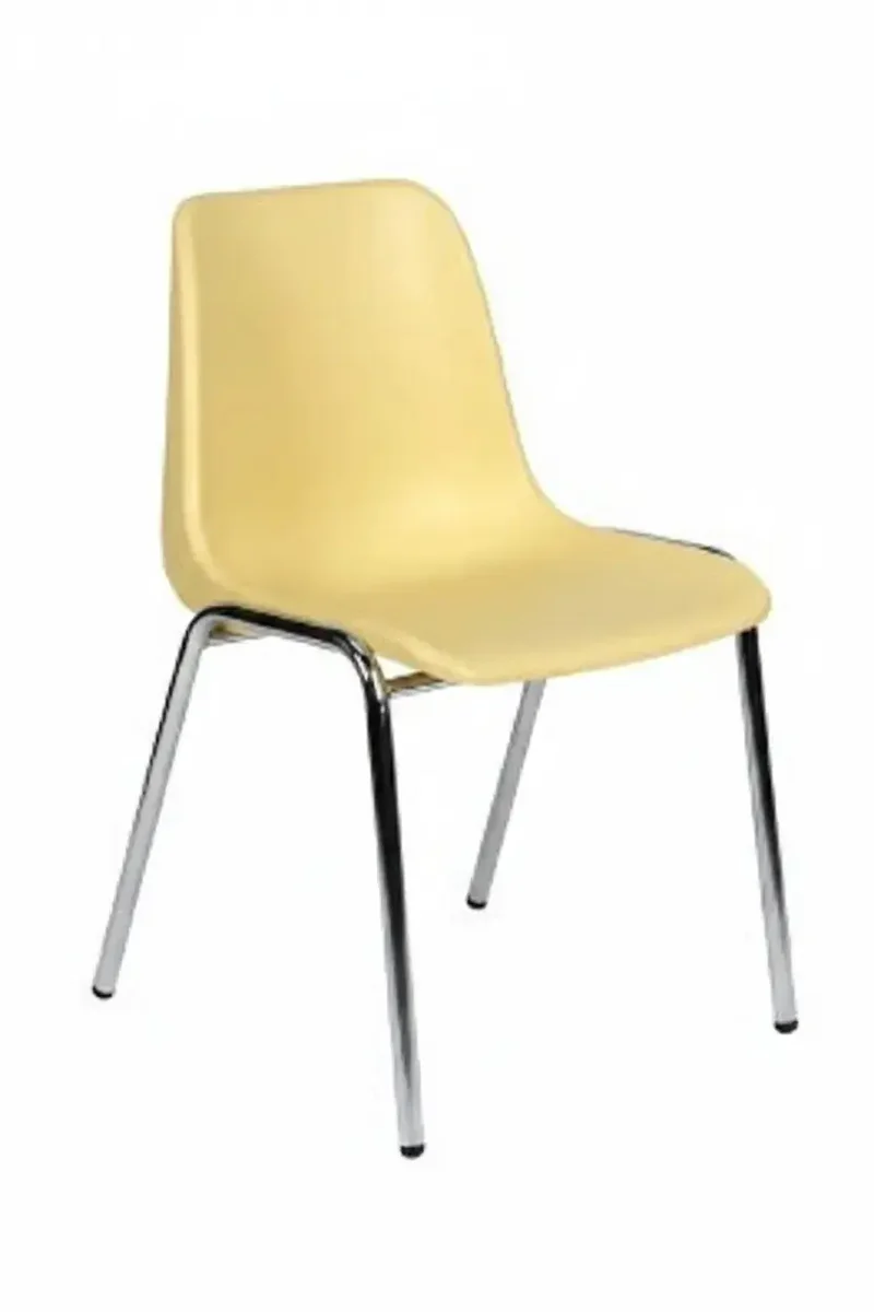 Chaises coque plastique pour visiteur