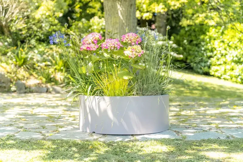 Pot décoratif Rodéo 150 à 2 400 L, PEHD rotomoulé, 21 coloris