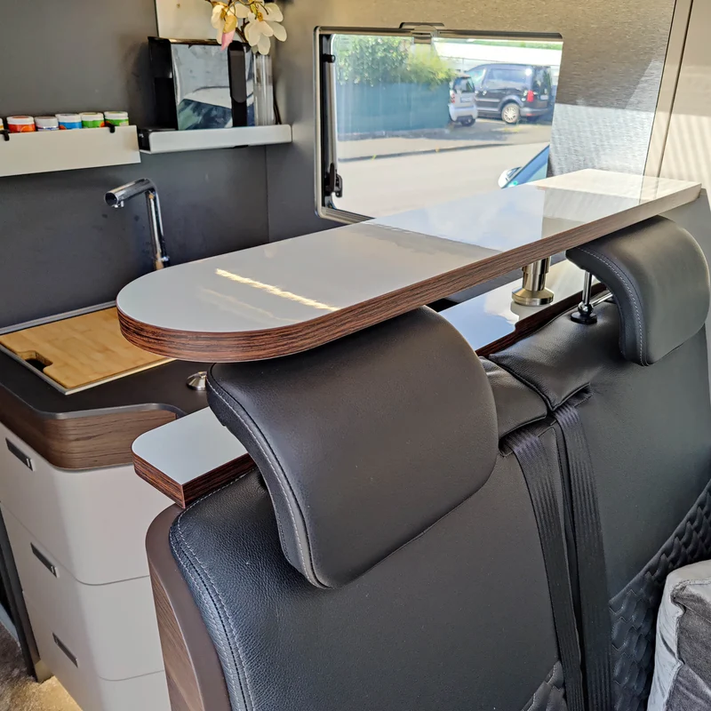 Tablette de rangement en 2 parties pour les modèles Adria à partir de 2021