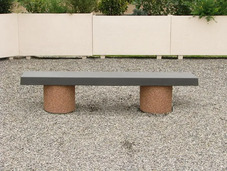 Banquette béton orme