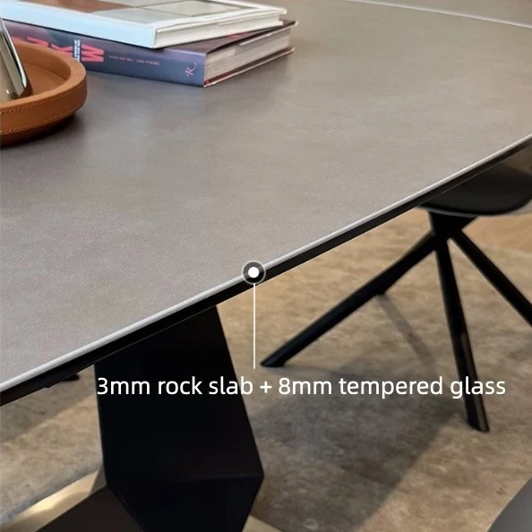 Table de salle à manger pivotante et extensible en forme de dalle de pierre avec pied central en acier
