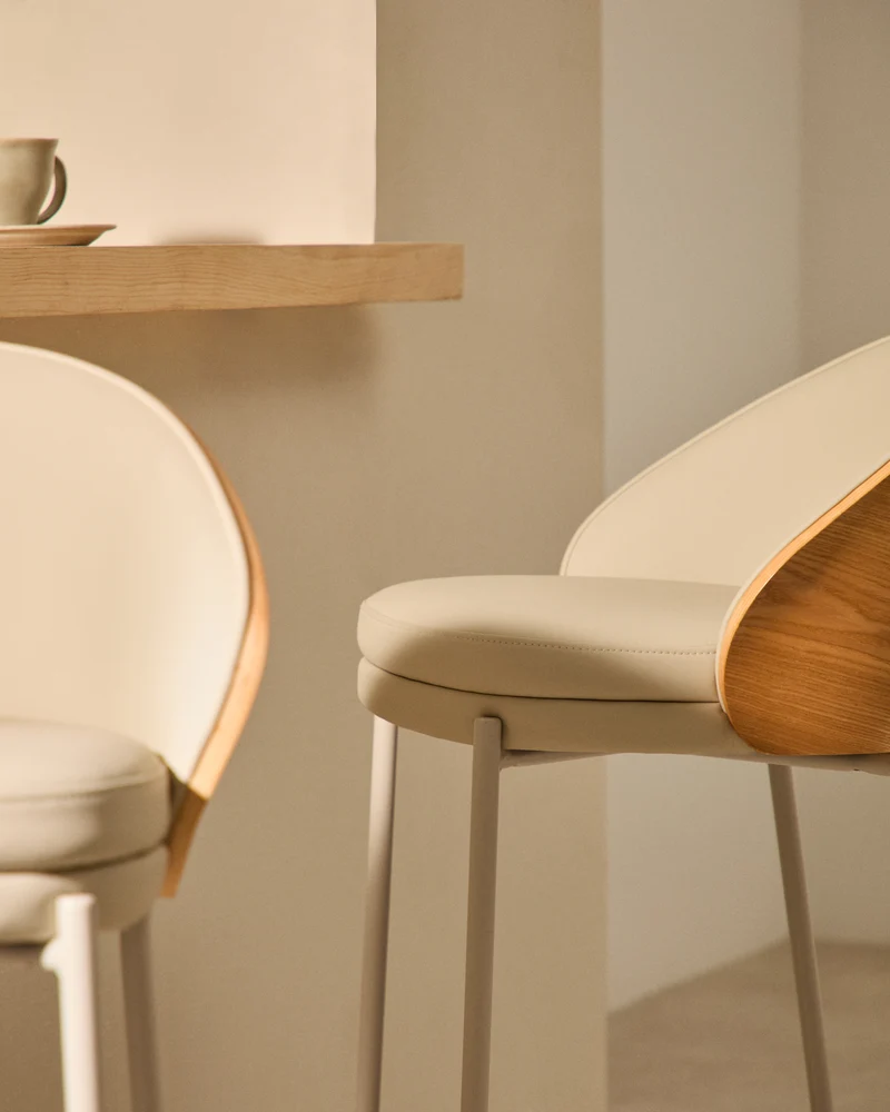 Eamy stool in beige faux leather & Natural 77 cm
