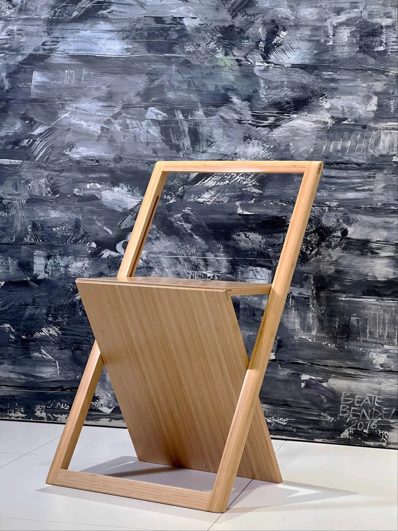 Chaise pliante ultra-mince en bois de zèbre massif