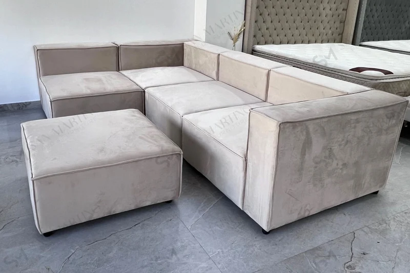 Canapé Elégance Velours Modulable 4+1 Pouf