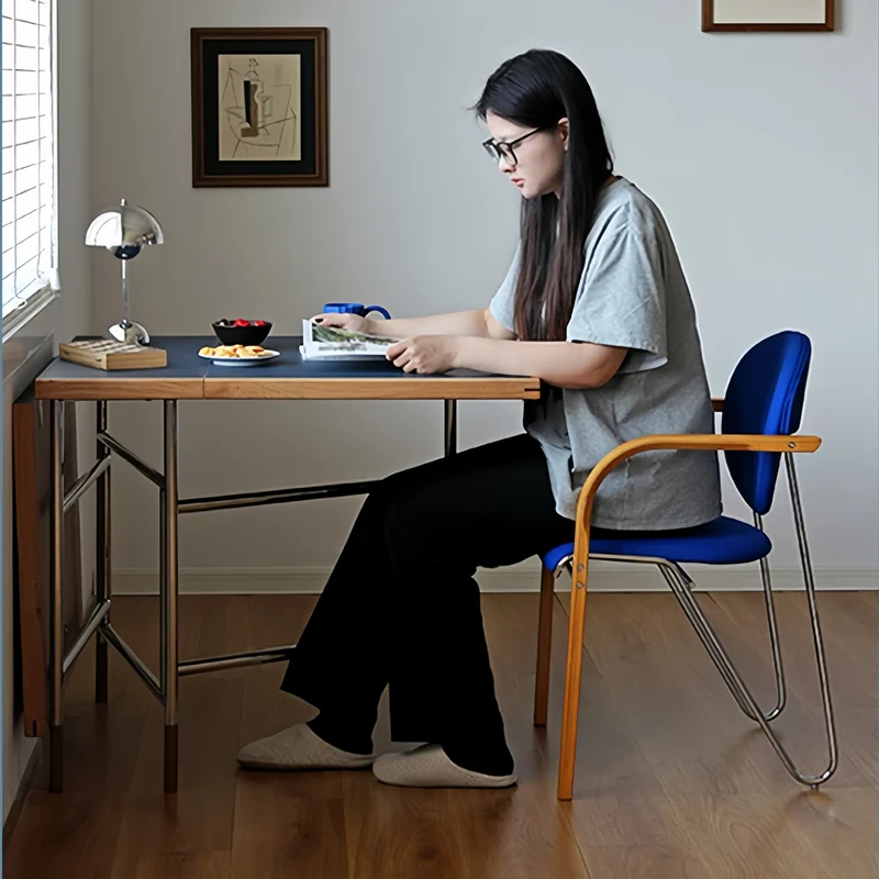 Table de salle à manger à double abattant avec pieds en acier inoxydable