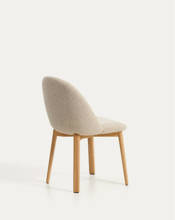 Meila chair in beige chenille with legs in natural finish