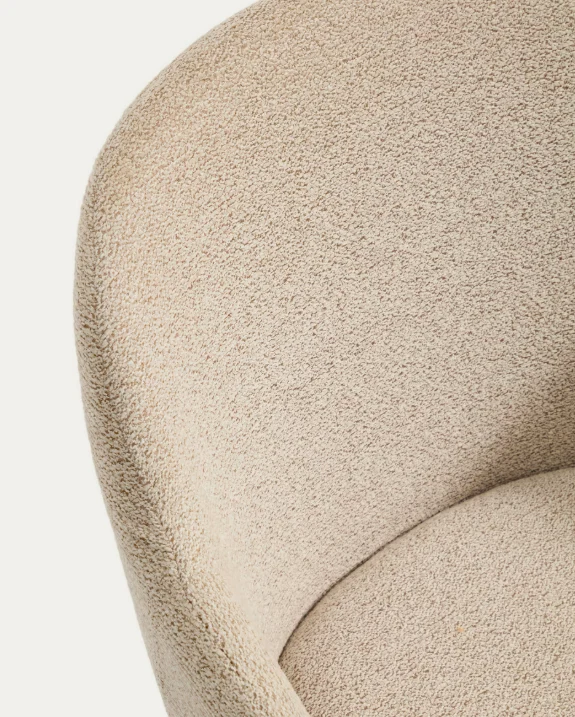 Meila chair with armrests in beige chenille with legs in walnut finish