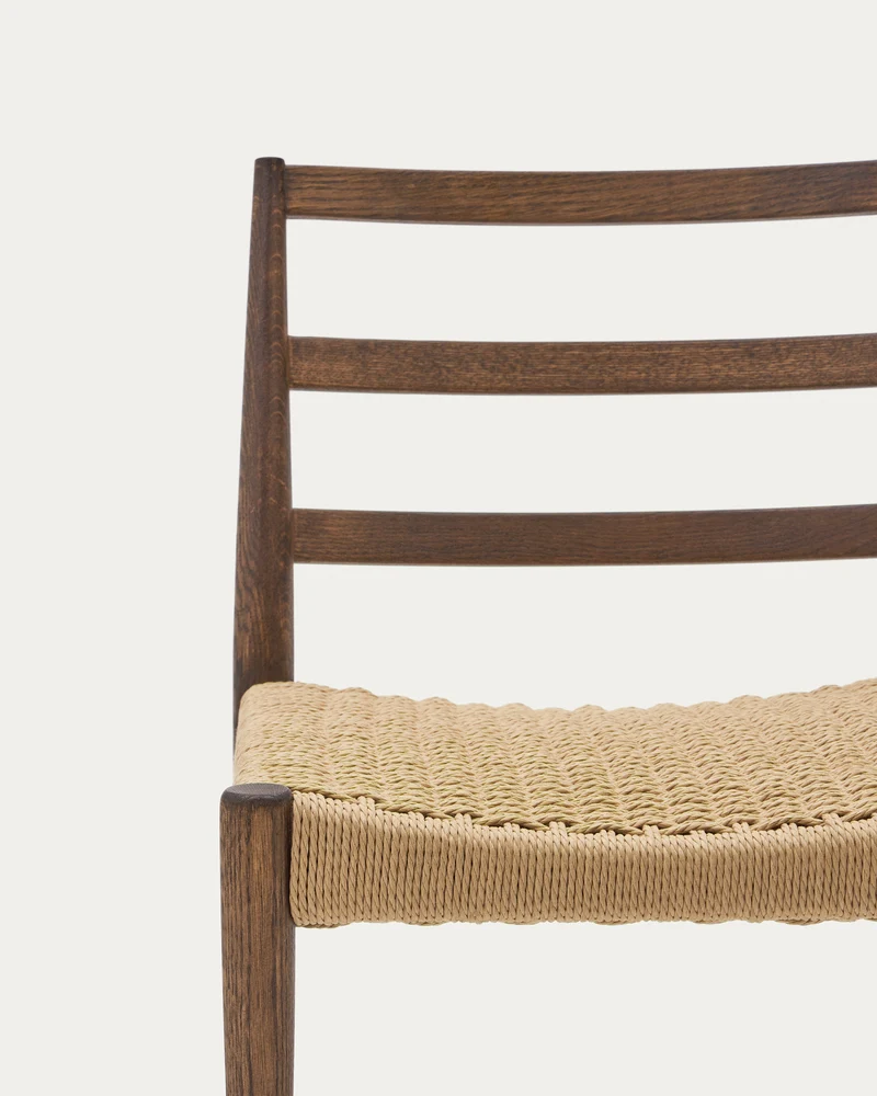 Analy chair in solid oak with walnut finish and rope seat