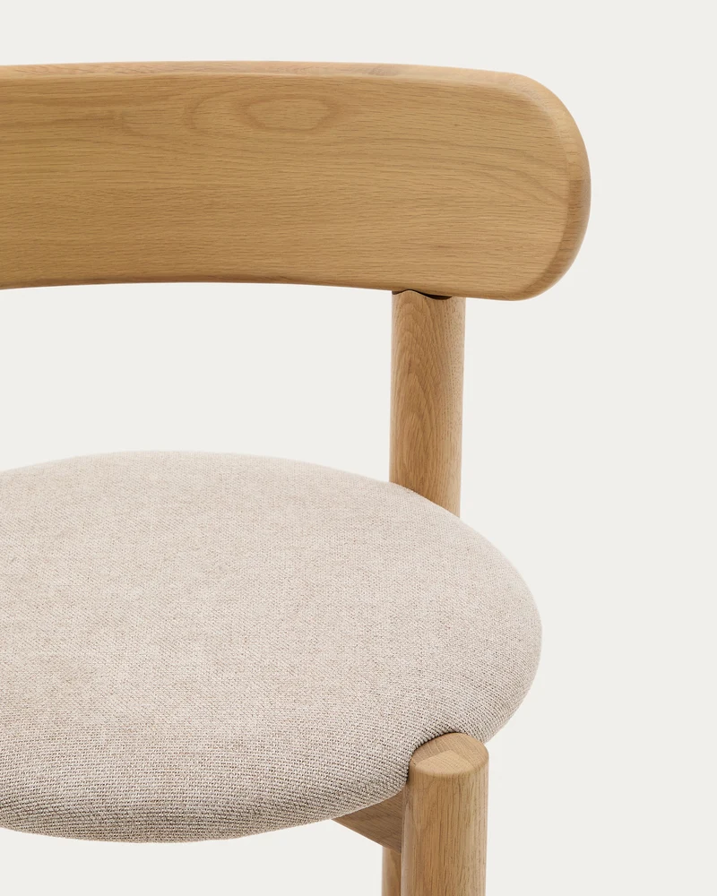 Nebai chair in beige chenille with a solid oak wood structure and natural finish FSC MIX Credit