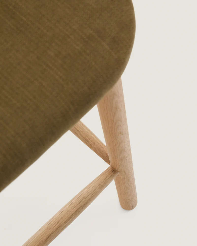 Helda stool in green 65 cm