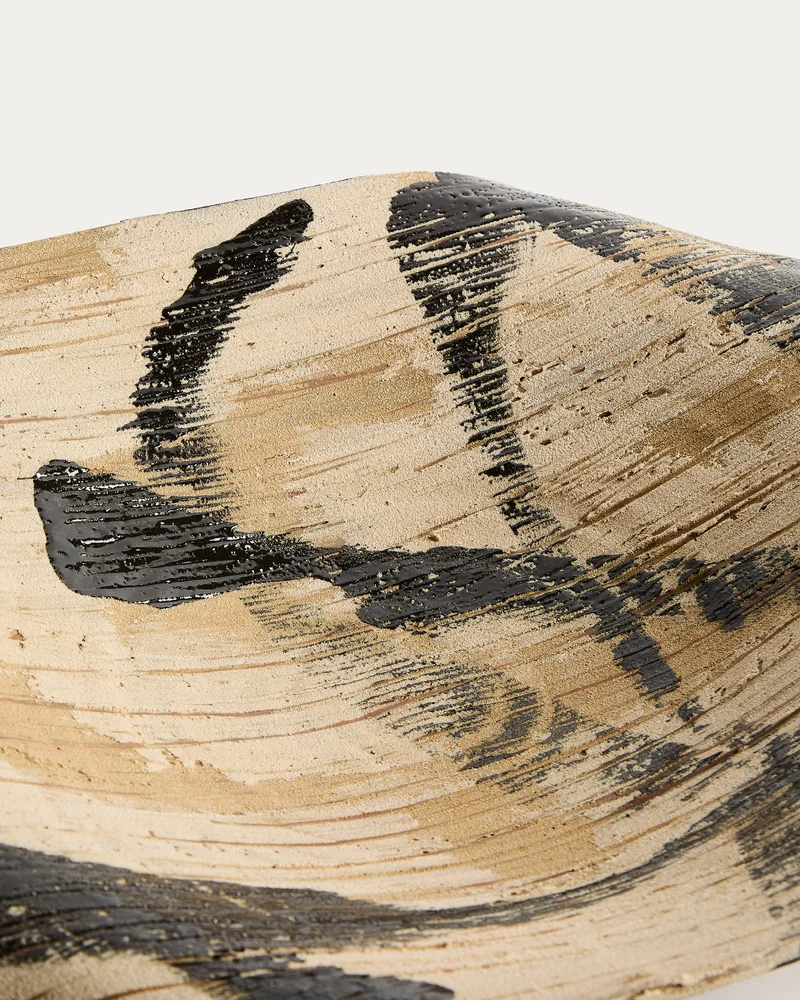 Dirva brown ceramic centrepiece 40 x 51cm