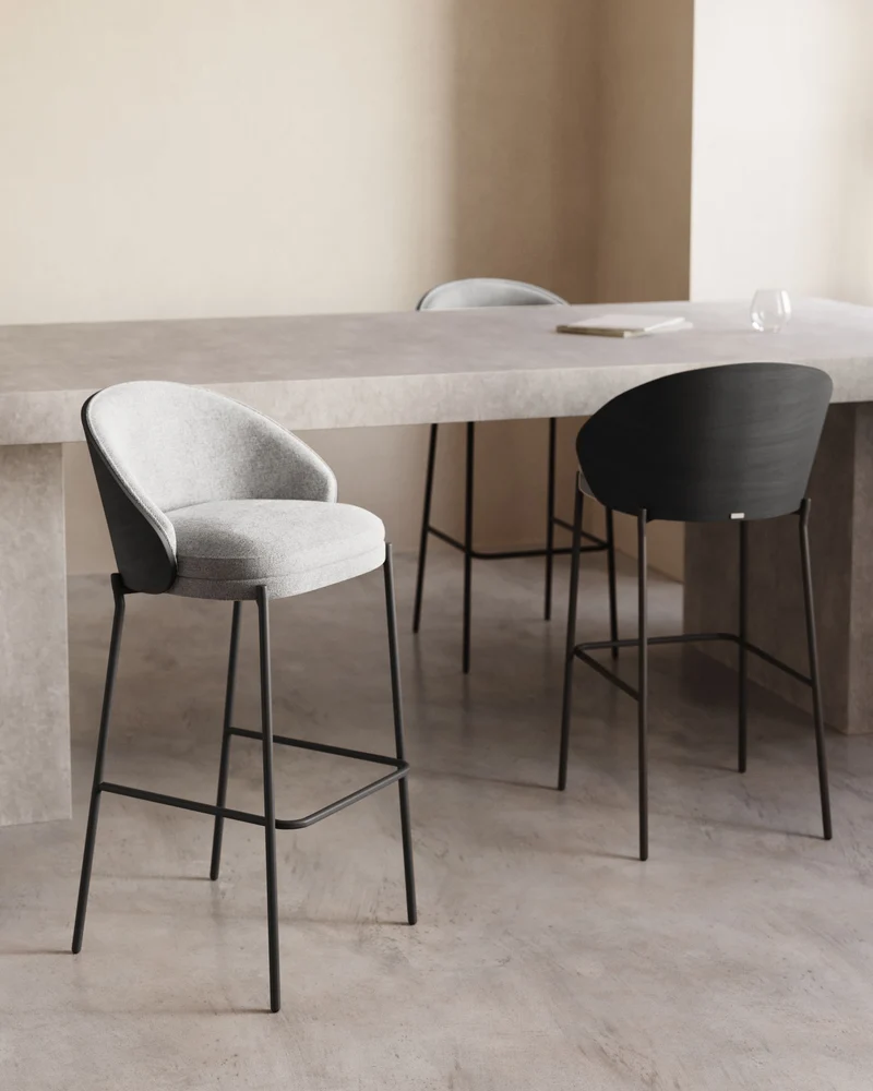 Eamy stool light grey chenille & Black 77 cm