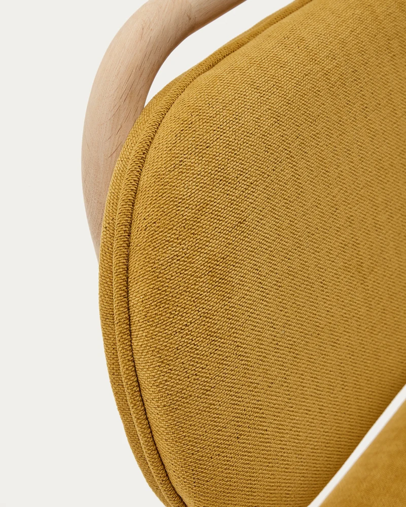 Helda chair in mustard