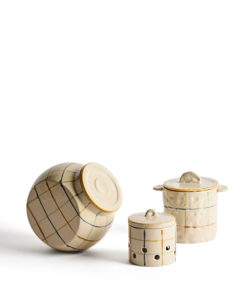 Belor ceramic pot with multicoloured lines 17cm