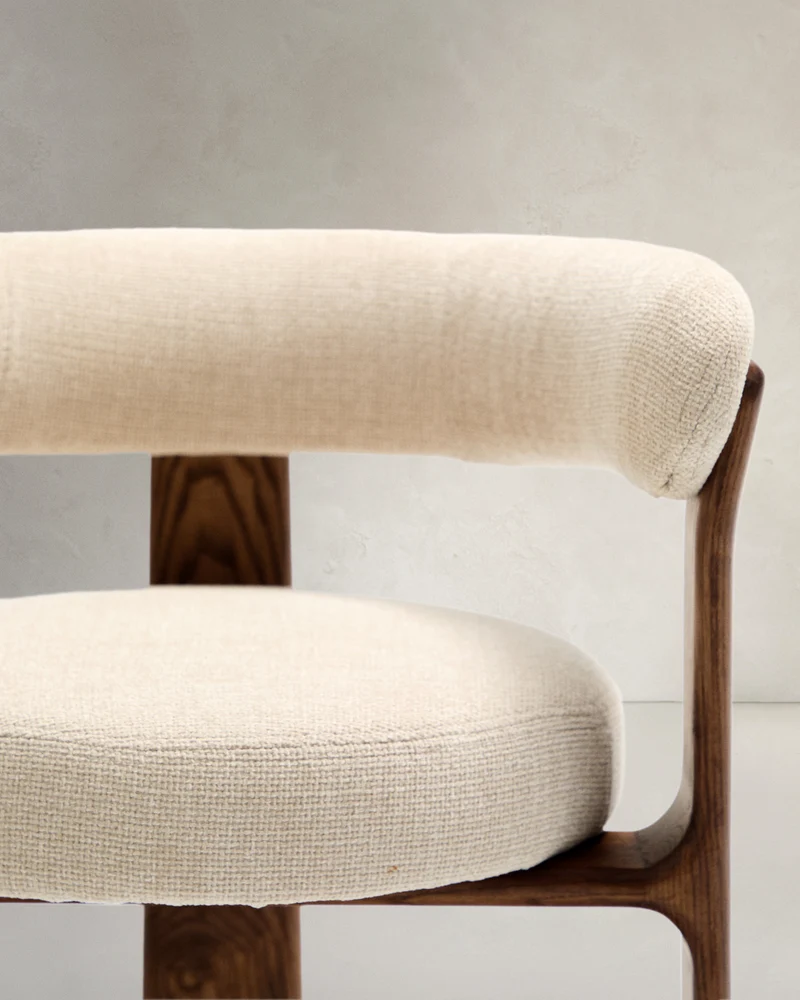 Granite 3-legged chair beige chenille & walnut