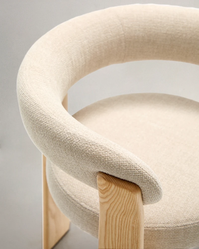 Granite 3-legged chair in beige chenille & ash