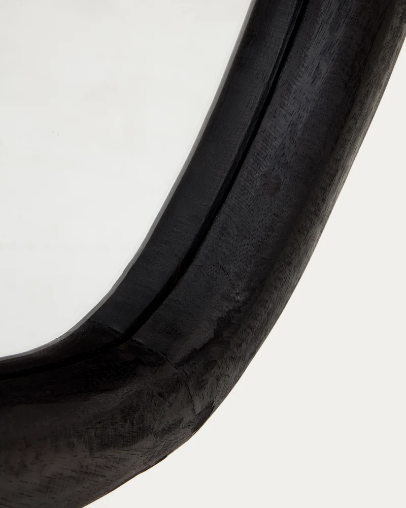 Magrit mirror in solid mungur wood with a black finish Ø 60 x 110 cm