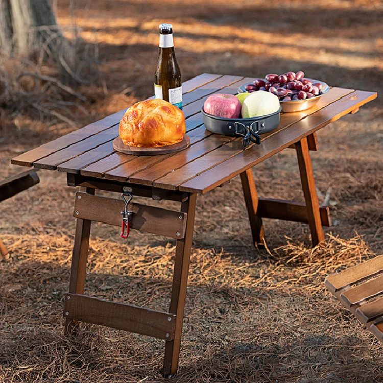 Table pliante en bois massif de camping en plein air avec ensemble de 4 chaises pliantes