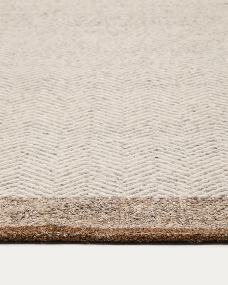 Nifelia Beige Rug