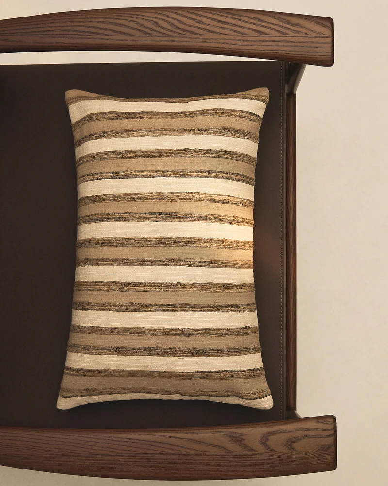 Dorevi ecru cushion cover 40 x 60cm