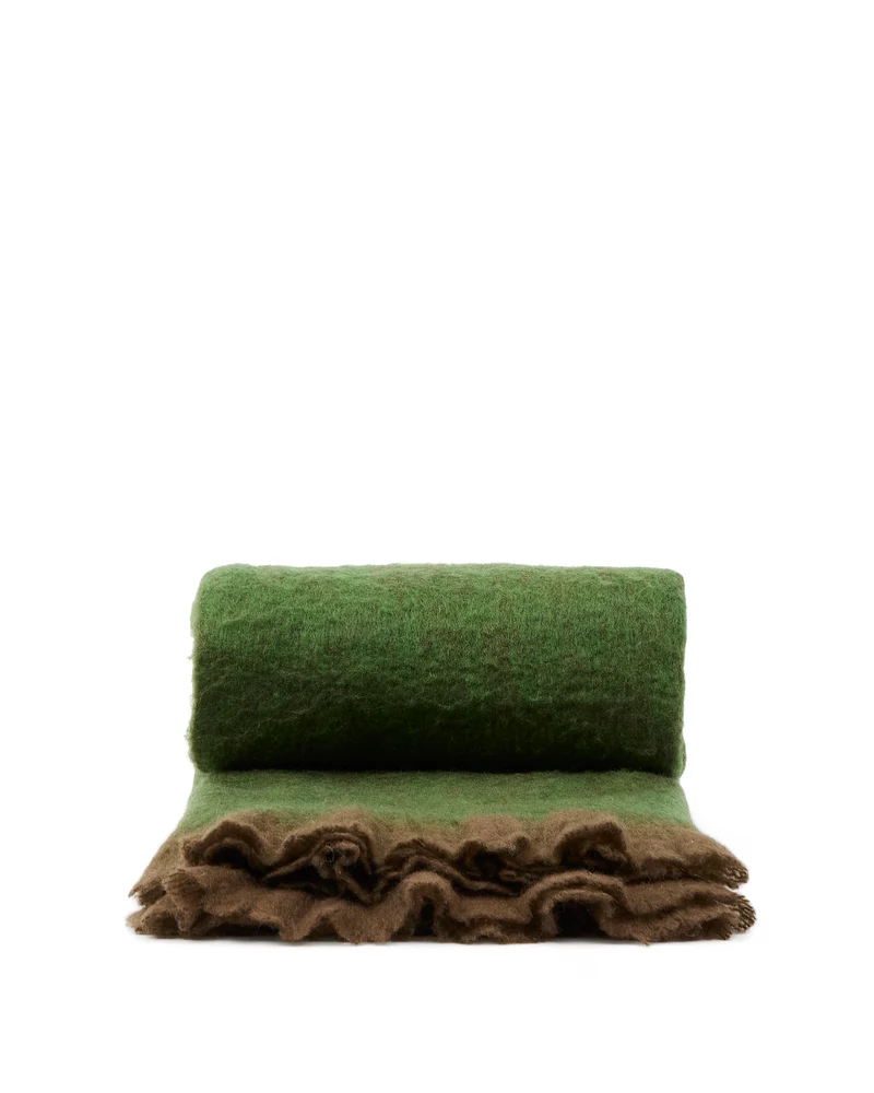 Odelna wool and acrylic throw with ruffles in green 130 x 170 cm