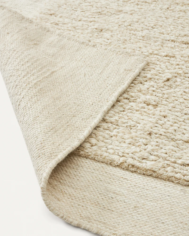 Marely White Rug, 200 x 300 cm