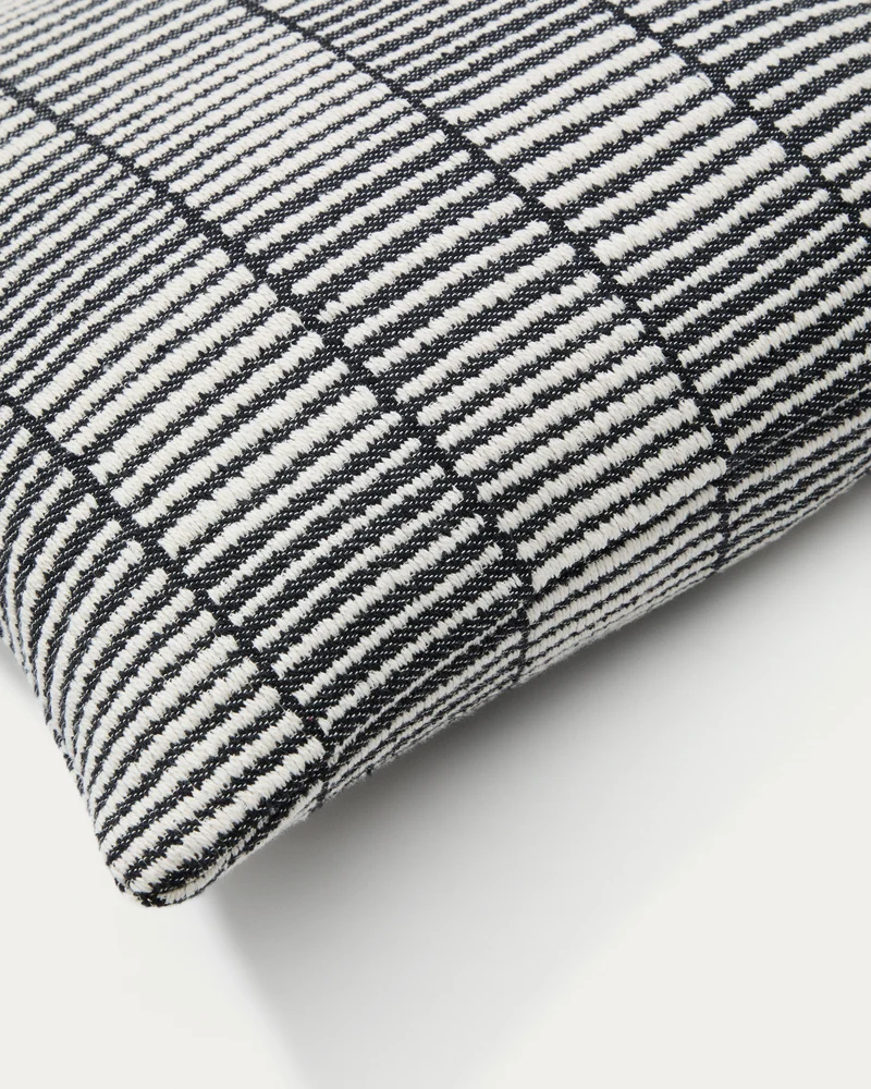Levu cushion cover