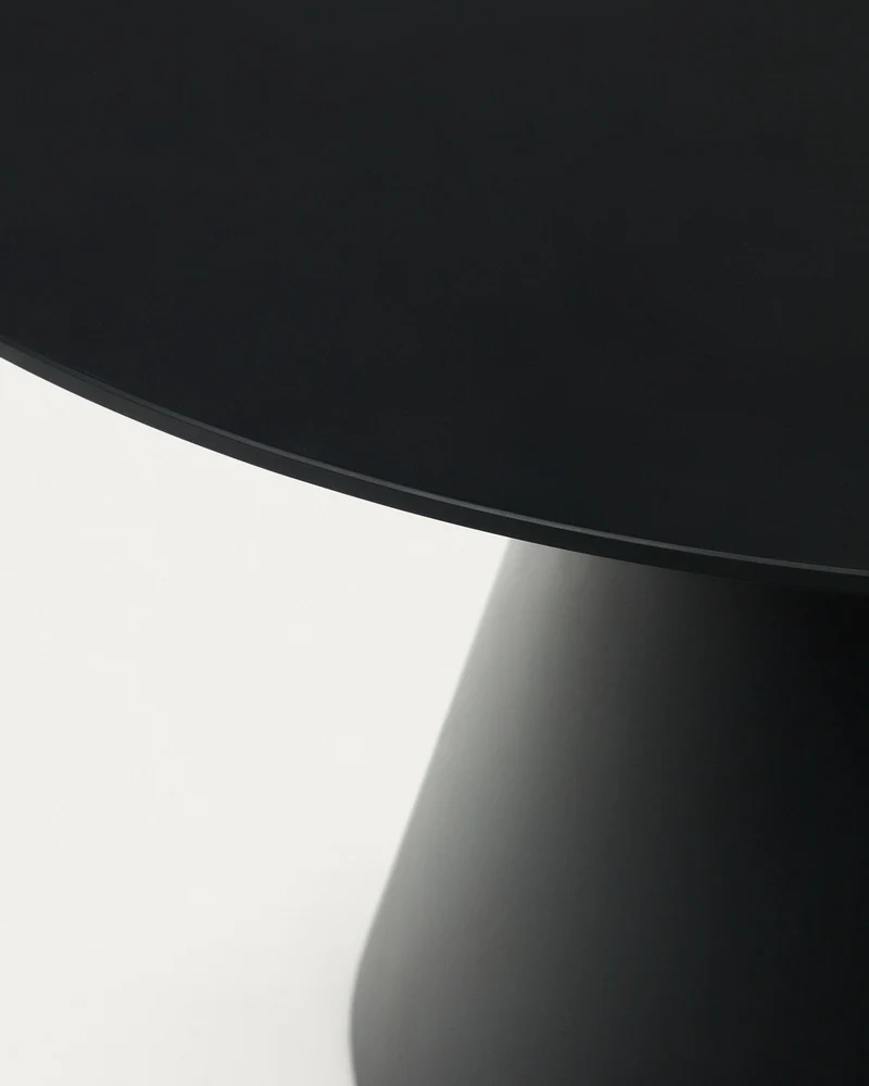Wilshire Round Table - Black