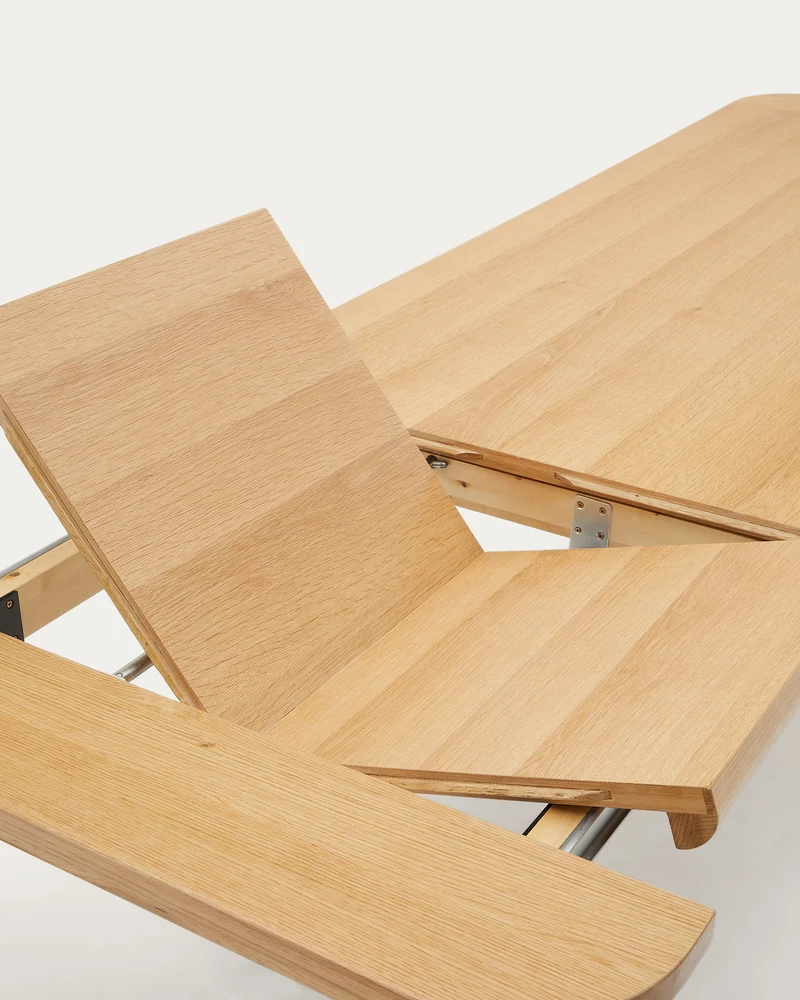 Jondal Extendable Table