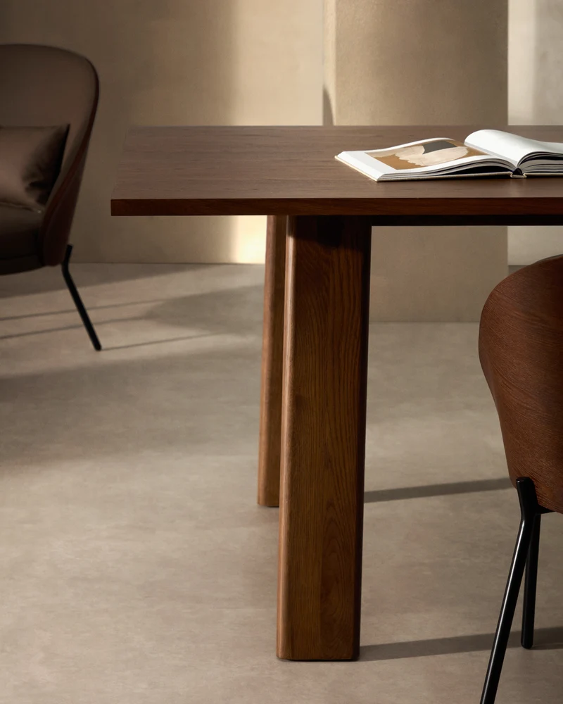 Arlen Extendable Table - Walnut Finish