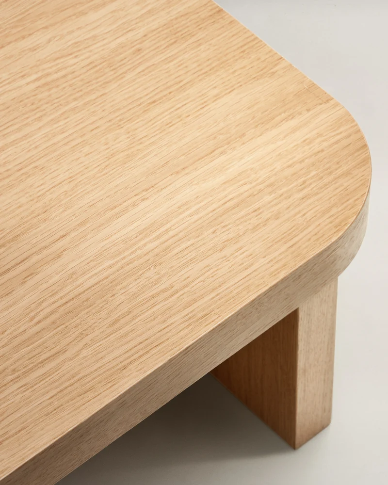 Oaq coffee table