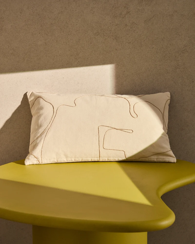Dibel ecru cushion cover with beige detail 30 x 50cm