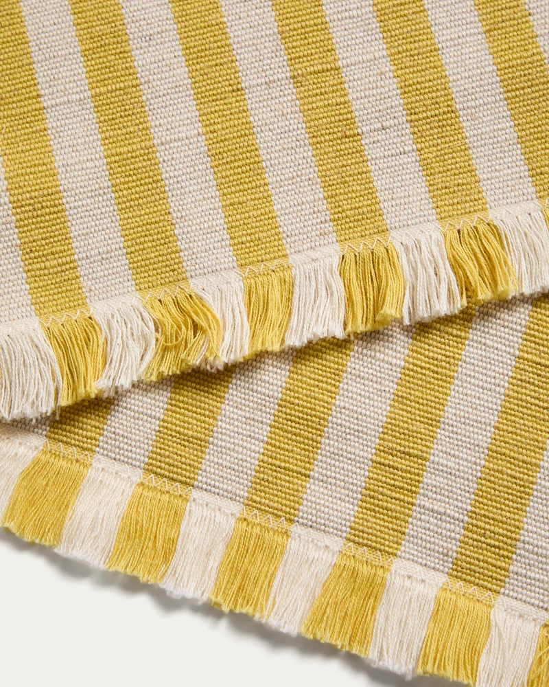 Daltan set of 2 yellow striped placemats 35 x 50cm
