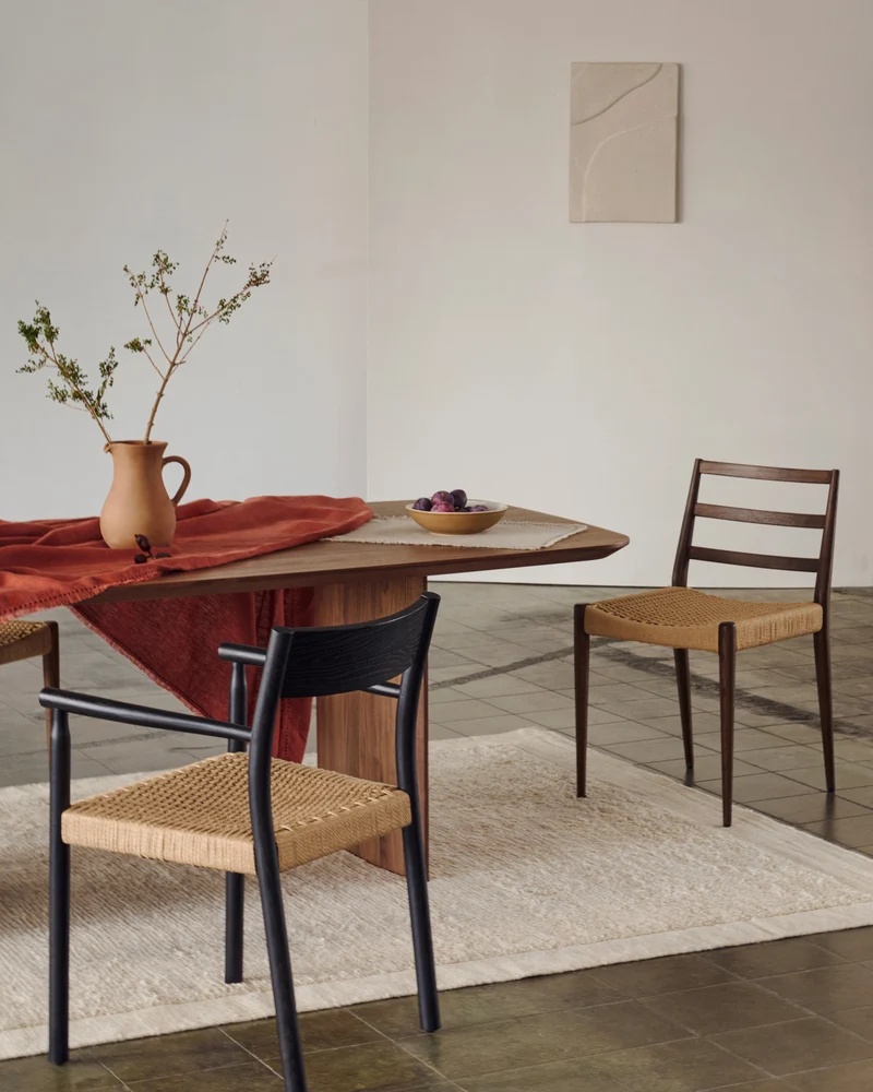 Litto Table - Walnut Veneer