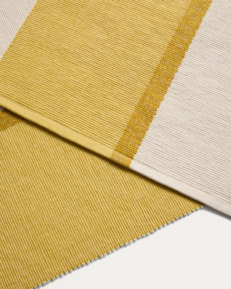 Tari set of 2 yellow placemats 35 x 50 cm