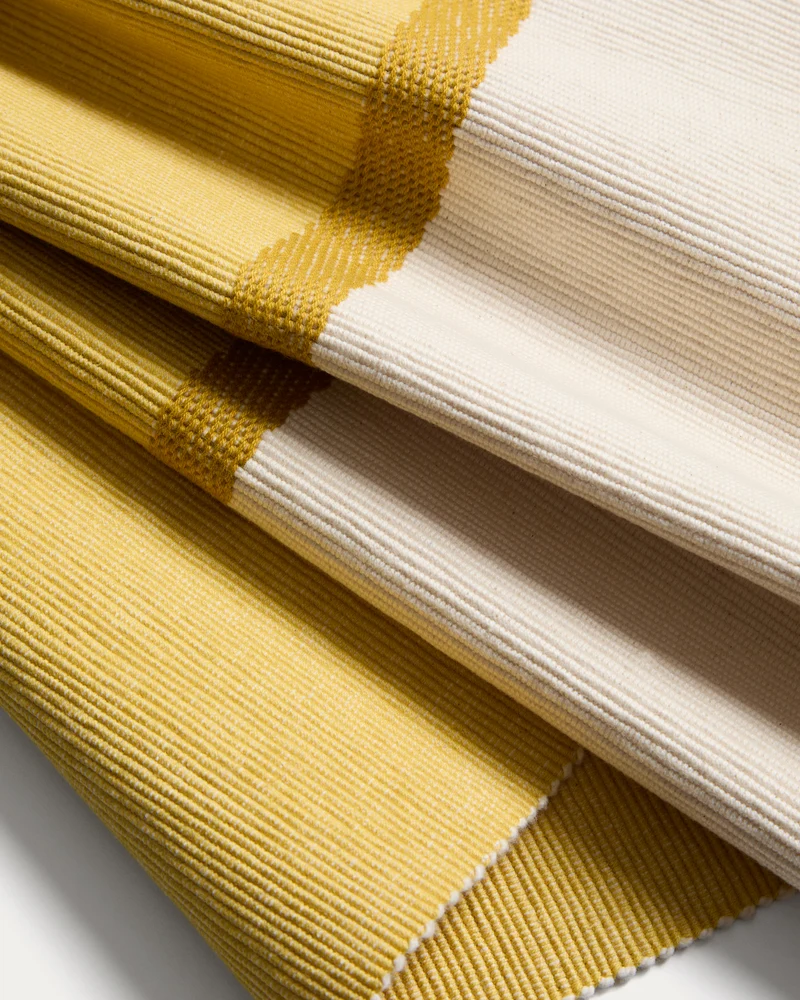 Tari set of 2 yellow placemats 35 x 50 cm