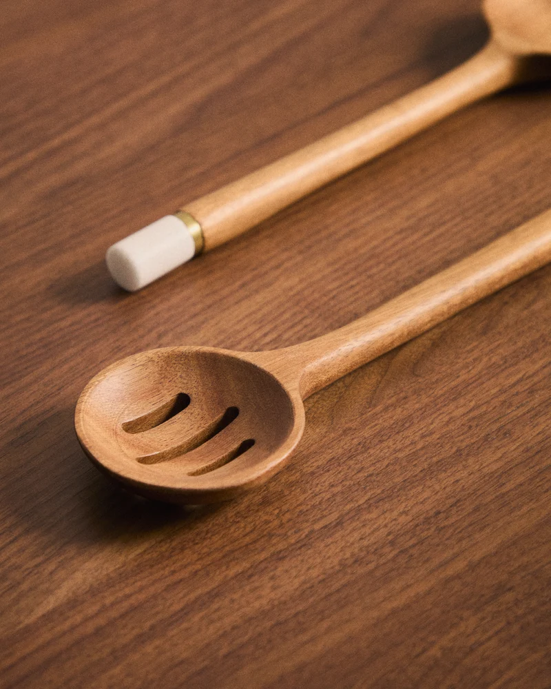 Nover kitchen utensil