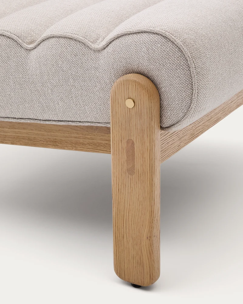 Magira beige armchair in solid oak wood with natural finish