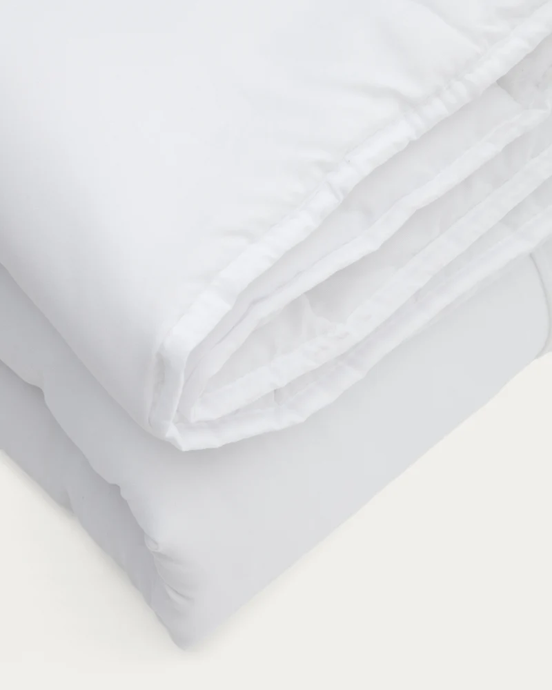Mistral 250gsm microfibre duvet for 180cm bed made in Spain