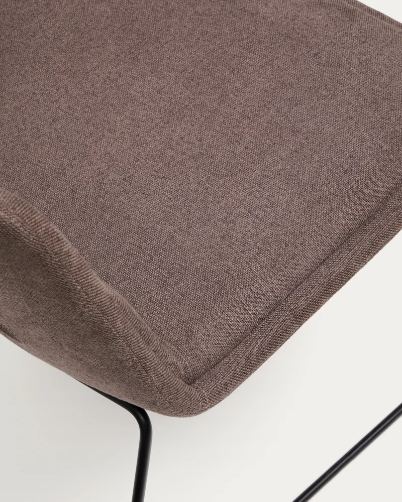 Zahara brown armchair and steel in a black finish