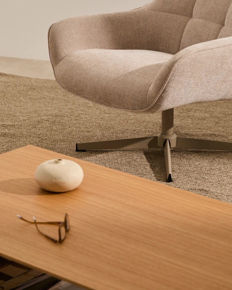 Teryl swivel beige chenille armchair with grey-finished metal, FSC 100%