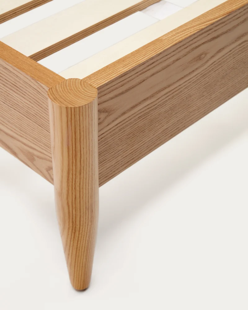 Octavia bed in ash plywood and white upholstered headboard FSC Mix Credit 160 x 200 cm