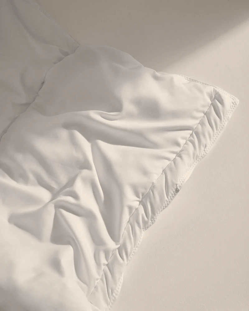 Atra 190gsm down and feather duvet for 180cm bed made in Spain