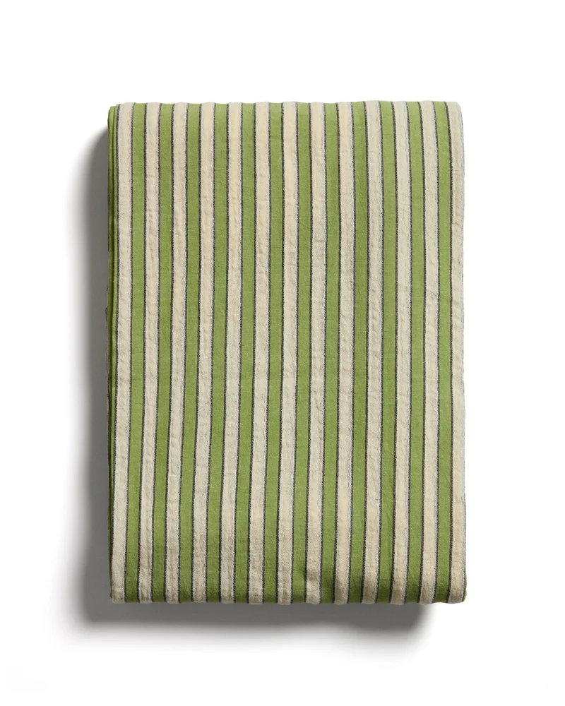 Ulena green tablecloth 170 x 250cm