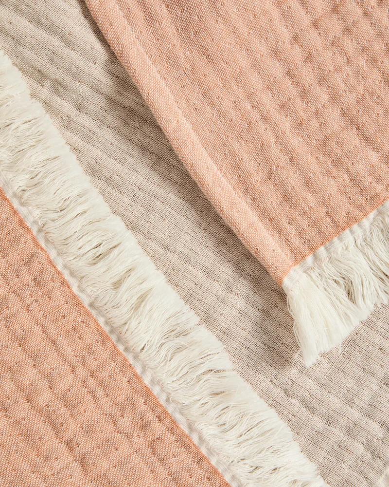 Nafine muslin blanket with two-toned fringe 130 x 170 cm