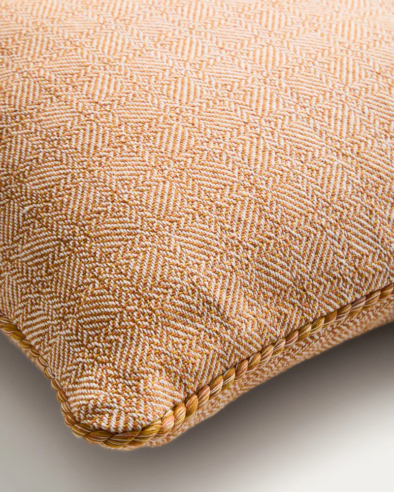 Filor cushion cover with orange weave